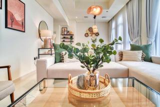 Stunning Private Pool 4 Bedroom House - Damac Hills 2 Dubai Land - Dubai - 6