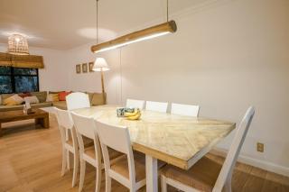HILLSIDE Nest Townhouse in Subic Bay with Self-Serve Breakfast- Full AC, Pet Friendly, Monkeys! - Sawat - 3