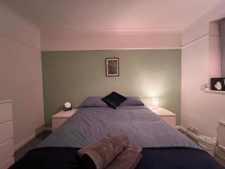 4 Bed Comfy Getaway - Norwich - 8