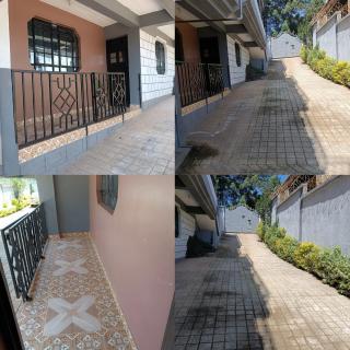 2 bedroom Cosy Home away from Home - 2