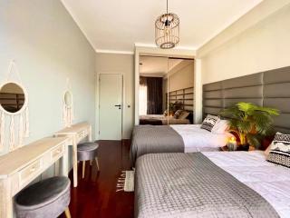 Sunset Beach Guest House - Almada - 9