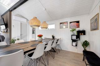 Cozy Summerhouse In An Incredibly Scenic Location - 4