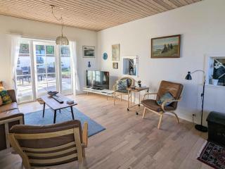 Lovely 2-Story Cabin By The Sea On Bornholm, - Svaneke - 7