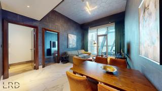 Stunning 2-Bed Apartment with Canal View - 3