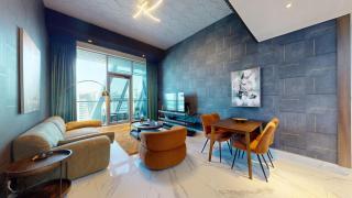 Stunning 2-Bed Apartment with Canal View - 1