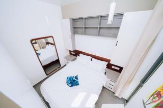 Rosy Garden 1 Bedroom Flat - 5