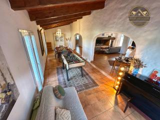 MAS M - Villa d'exception - Piscine - Jeux Enfants - BBQ - Plancha - Cheminée - Calme - 5 Chambres - SUDSEJOURCONCIERGERIE - 6