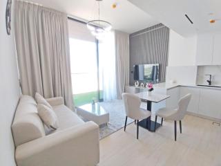 RBE Vacation Homes-Enjoy Marina View- Binghatti Corner - Dubai - 9