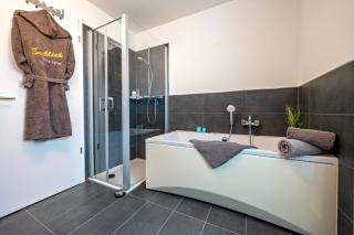 Schleivilla Lootsen Hus by Seeblick Ferien ORO, 3Etagen,8Pers,Sauna,Kamin - Olpenitz - 4