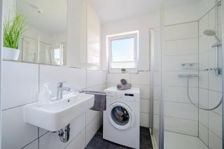 Ferienhaus Am MEER by Seeblick Ferien ORO, direkte Wasserlage,Sauna,Kamin - Olpenitz - 4