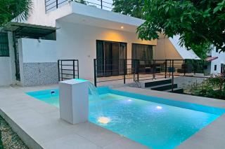Designer Villa "Sunset Hills" with Pool - 3
