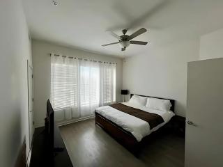 Elegant Home with Stunning Views and Comfortable Amenities - Leander - 6