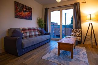 Spacious 2 Bedroom Apartment in Crawley - Crawley - 2