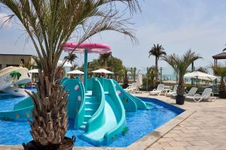 Sunny Holiday Apartment by Alz - 2