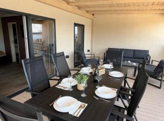 Tranquil Tides Drage Mobile Home with Terrace and Sea View - Drage - 8