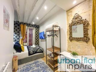 15 - Coco Chanel Montorgueil - Paris - 1