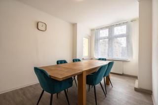 Theater Apartment - 7