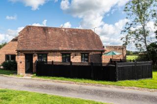 Country Cottage 2BR with Hot Tub and Tennis Court - Chiddingly - 0