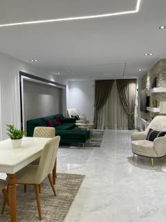 شقة فندقيه بموقع مميز بالمهندسين - El Cairo - 4