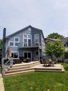 This is the One! Private! Exclusive! Pet Friendly! - - 0
