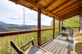 Mountain-View Deck Oasis Cabin Near Attractions - Sevierville - 0