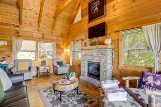 Mountain-View Deck Oasis Cabin Near Attractions - Sevierville - 5