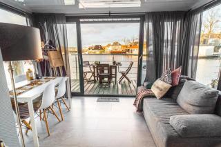 Cozy houseboat near Giethoorn - 4