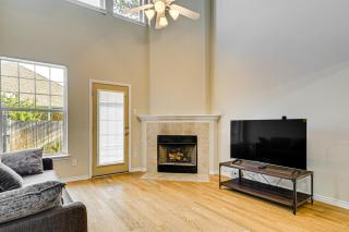 6 Mi to Texas AandM Home with Fenced-In Yard - College Station - 9