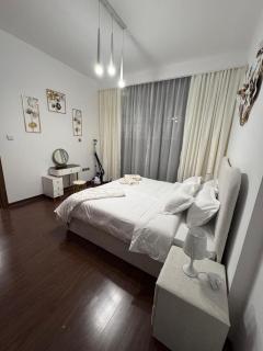 Live a life of luxury - 7