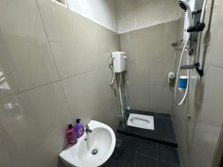 Seaside 4 Bedroom House at PD by MAISON - Port Dickson - 4