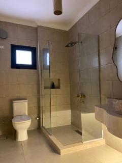 Warm Modern Apartment - 2