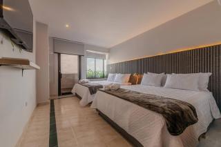 Spectacular City Views -Prime Location-Clock Towe - 9