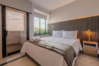 Spectacular City Views -Prime Location-Clock Towe - 3