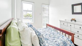 LJ's Summer Villa - Cape Town - 7