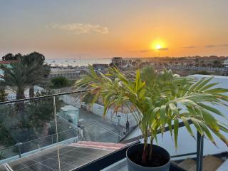 Tropical Suite 22 A - 1