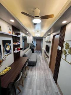 Stylish and Modern Suite with Pool Access and Parking - Manila - 4