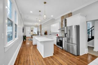 3 Bedroom - Uptown Funk Retreat - New Orleans - 2