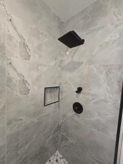 Modern Lagunita Cabin Near the Lake - 3