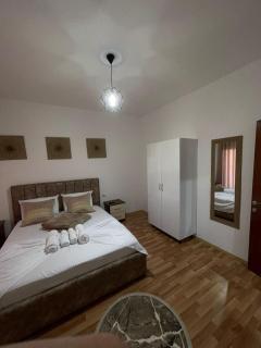 KEDA's-Guesthouse - Pogradec - 2