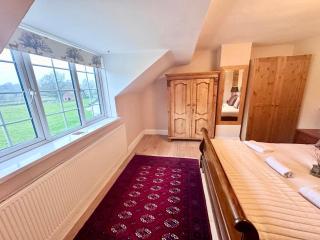 A rural 4 bed detached home - Bryngwyn - 2