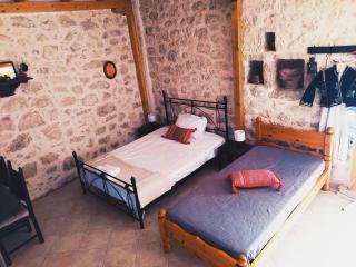 Το Λαϊνάκι by Fox Tale Guest House - Fternón - 1
