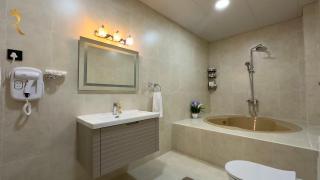 Your Dream Escape 5BR Villa with Premium Perks - Abu Dhabi - 7