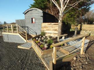 Ty'r Bugail - Shepherds Hut - 0