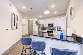 Modern Corporate Haven - Conroe - 3