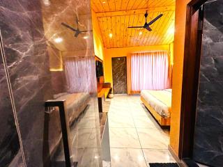 Living On The Edge A Luxury Stay - Mussoorie - 5