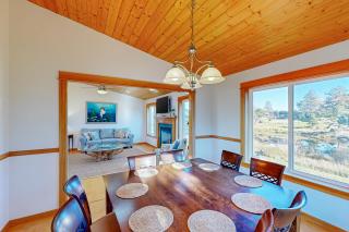 KC's Serenity By The Sea - Warrenton - 2