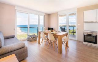 Modern two bedroom apartment with amazing sea view and pool - Povljana - 0
