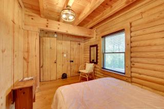 Cabin w/ Catch & Release Pond in Hueytown! - 3