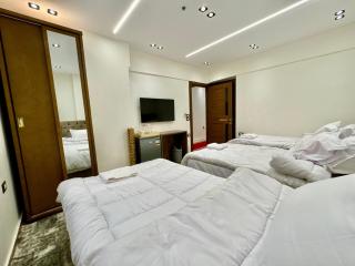 Shiny Pyramids Boutique Hotel - 3