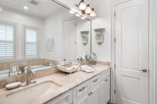 Seaside Treasure - 1